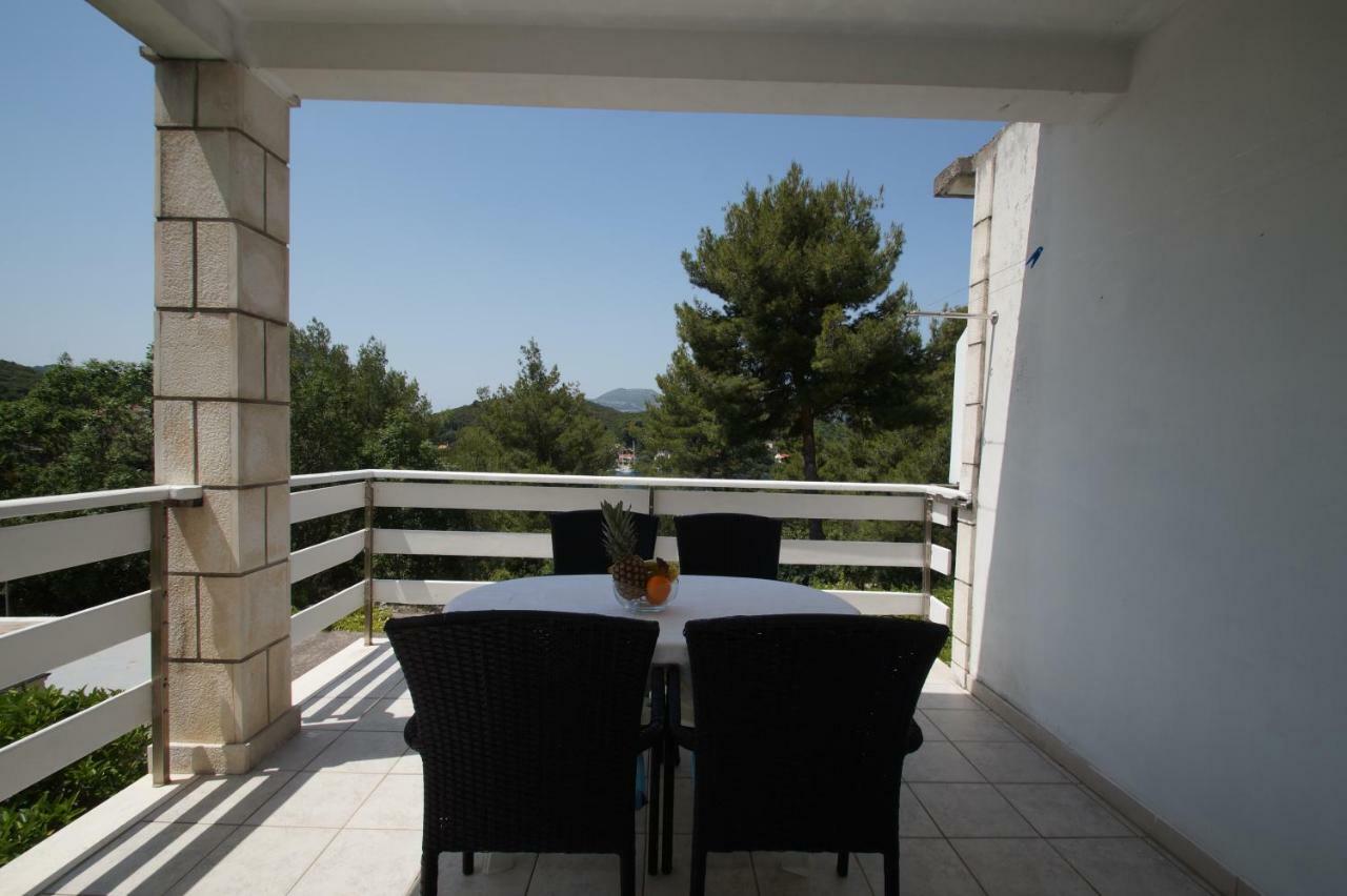 Vita Apartments Zrnovo エクステリア 写真