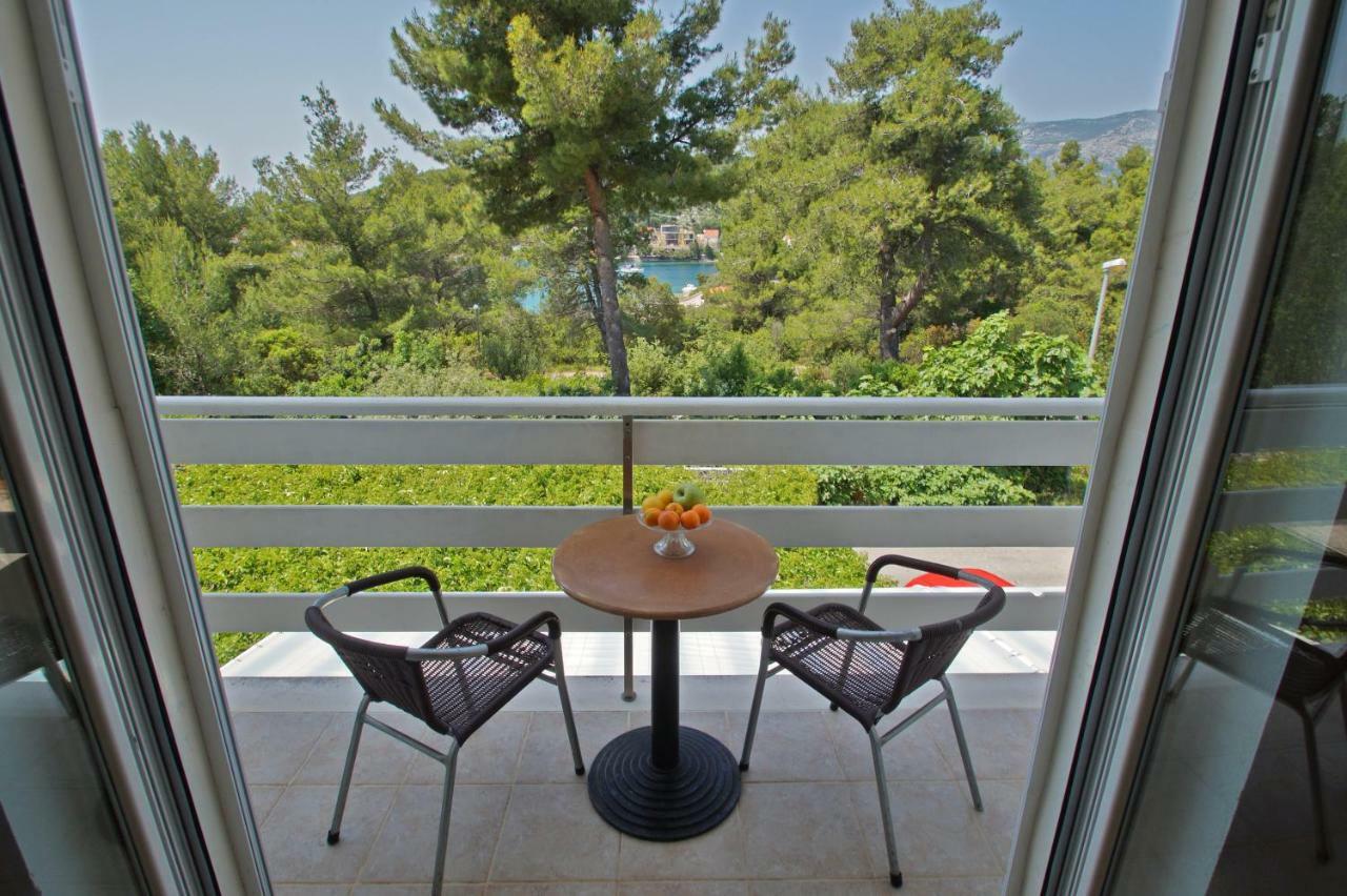 Vita Apartments Zrnovo エクステリア 写真