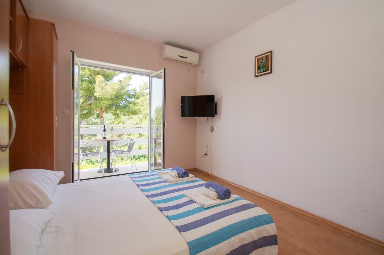 Vita Apartments Zrnovo エクステリア 写真
