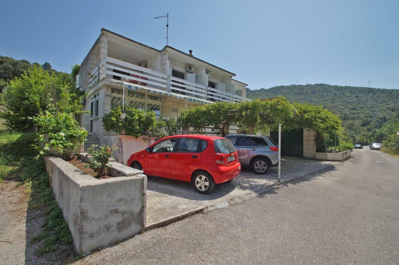 Vita Apartments Zrnovo エクステリア 写真
